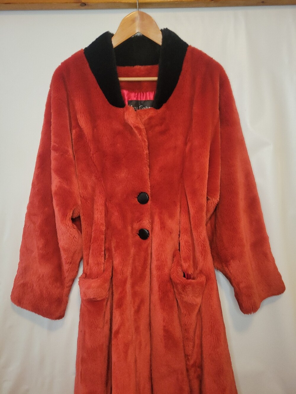 Vintage Blood Orange Red Lou Caétan Faux Fur Long Coat with Black Collar - Picture 5 of 13